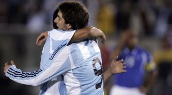 Foto Juan Roman Riquelme Argentina Se Lucio Ante Guatemala