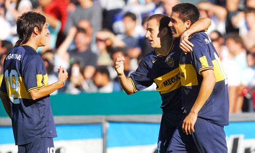 Foto Juan Roman Riquelme Con Garra Y Un Bombazo Central Le Empato A Boca