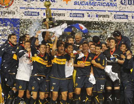 Foto Juan Roman Riquelme Dos Titulos En Menos De Una Semana