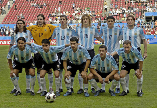 Foto Juan Roman Riquelme foto oficial con Argentina