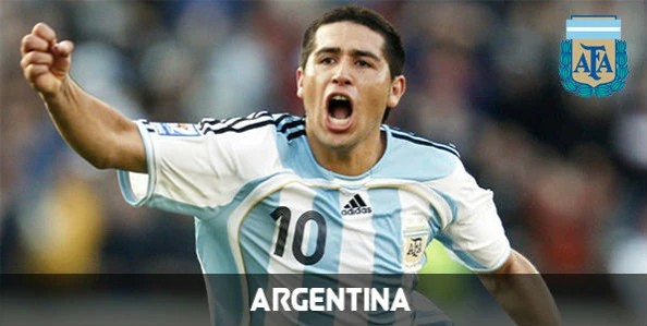 Fotos de Riquelme con Argentina