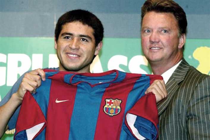 A 20 años de la transferencia de Riquelme al Barcelona