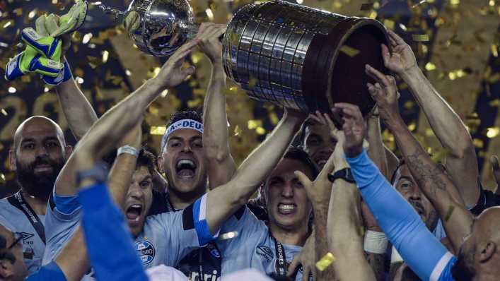 A diez años de caer humillado ante Boca, Gremio ganó la Libertadores