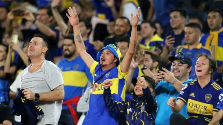 A pesar de la agónica victoria de Boca, los hinchas destrozaron a 2 jugadores: Compiten a ver quién juega peor