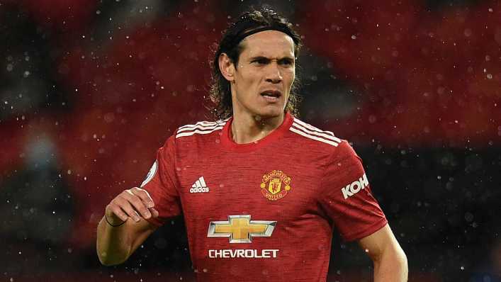 ¿Acelera Riquelme? Habló el técnico del Manchester United y se definió el futuro de Cavani