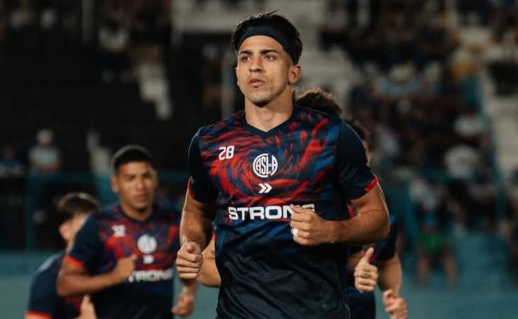 Además de Hinestroza y Hernández, Boca aceleró por Alexis Cuello