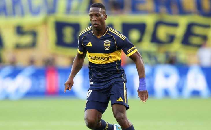 Advíncula contó que Boca le preguntó por un crack peruano hace tiempo: “Les dije que…”