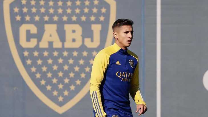 Agustín Almendra le comunicó al Consejo de Fútbol de Boca su decisión de irse del club