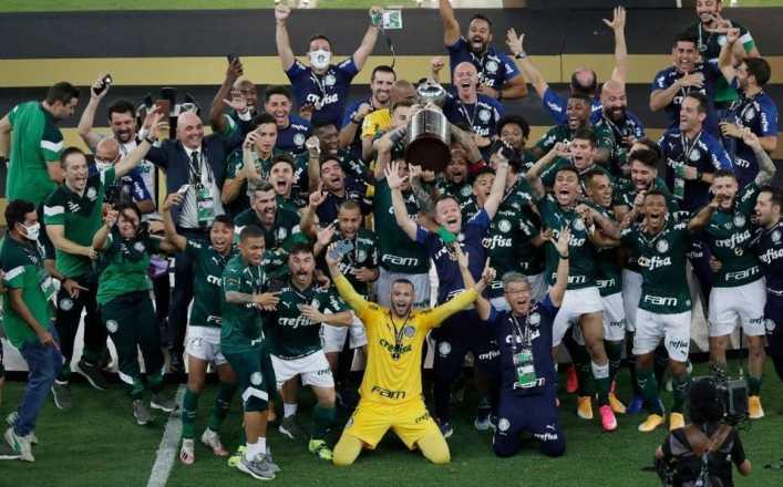 Ahí tenían que estar River y Boca