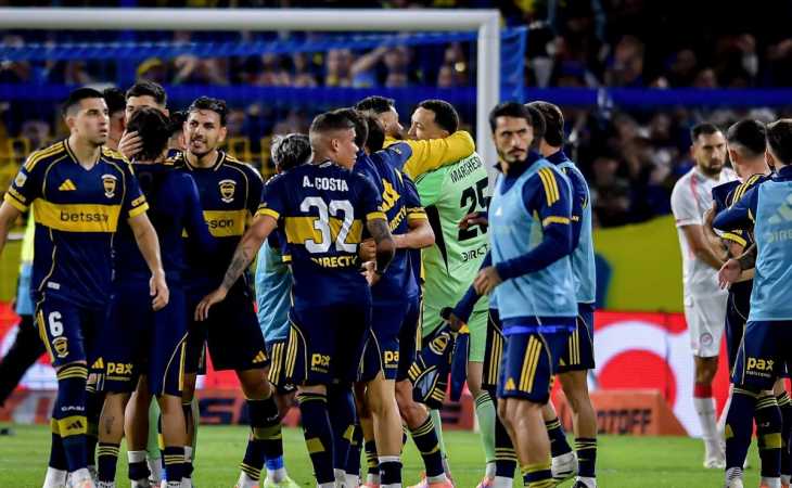Alarma en Boca: Carlos Palacios terminó con un fuerte golpe el partido ante Argentinos