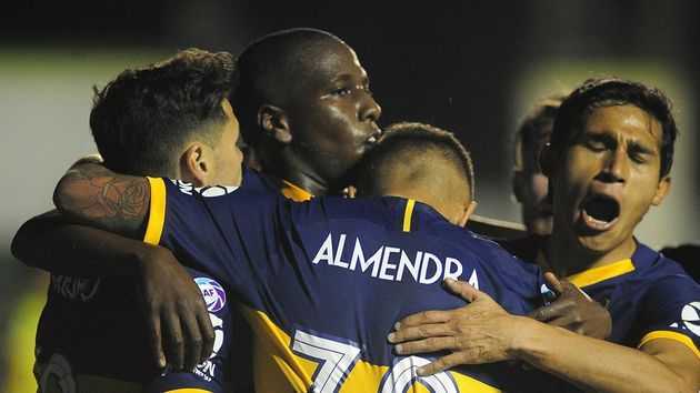 Alfaro probó un equipo con Almendra y Hurtado