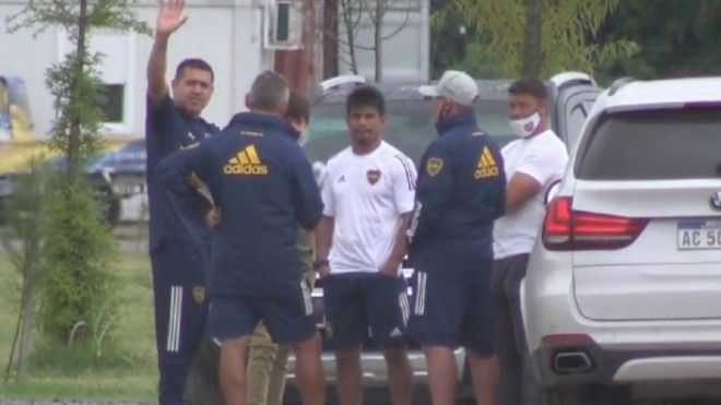 ¡Apareció Román! Riquelme y una improvisada junta con Ibarra y Battaglia