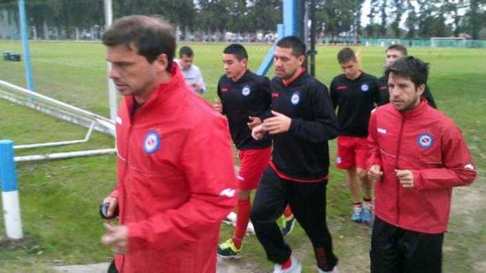 Argentinos debuta ante Boca Unidos con Riquelme en cancha