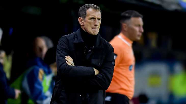 Arruabarrena analiza mantener la base de Boca ante Instituto