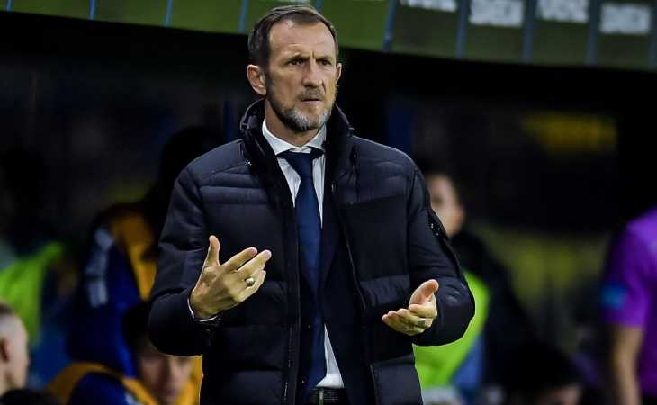 Arruabarrena y su primera gran decisión en Boca tras la dura derrota ante Riestra
