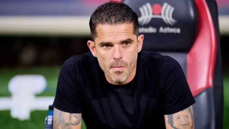 Aseguran que Fernando Gago tiene un pie afuera de Chivas: ¿Se acerca a Boca?