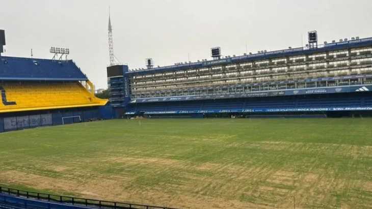Así está el campo de juego de la cancha de Boca a poco del debut oficial