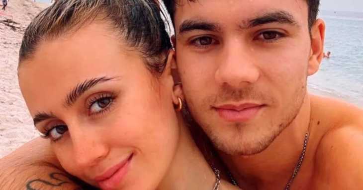 Así son las románticas vacaciones de Morena Beltrán y Lucas Blondel