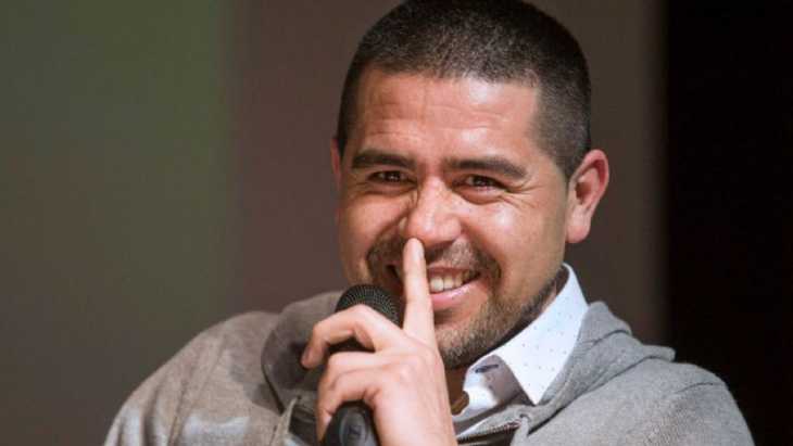 Atención Boca: Quedó libre el nueve que buscó Riquelme