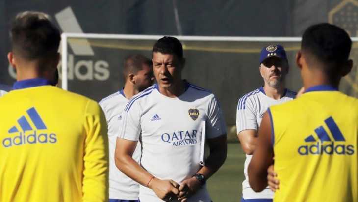 Battaglia define el equipo de Boca para jugar por Libertadores