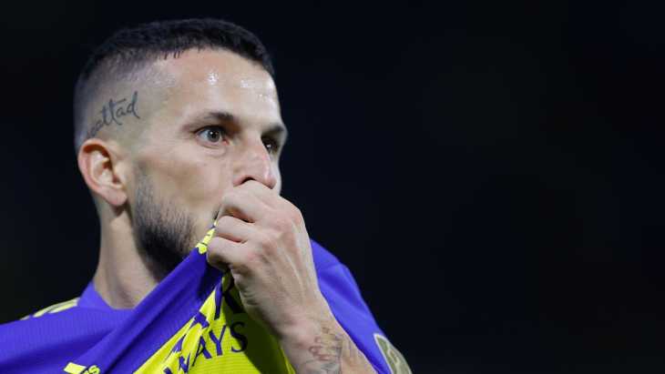 Benedetto va a por Riquelme