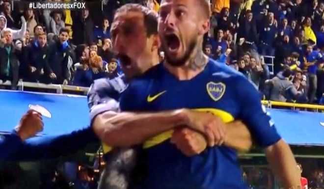 Benedetto y dos goles de colección
