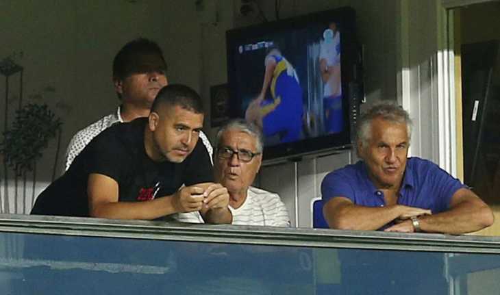 Boca acelera y ¿Riquelme consigue a su delantero estrella?