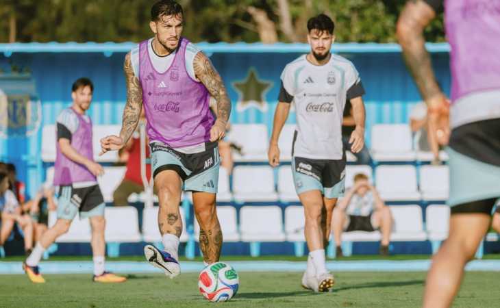 Boca, atento a Paredes: sería titular en Argentina vs. Zambia y eso influye en los planes de Úbeda