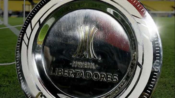 Boca, ilusionado por una nueva señal: El trofeo que podría volver a entregar la Copa Libertadores