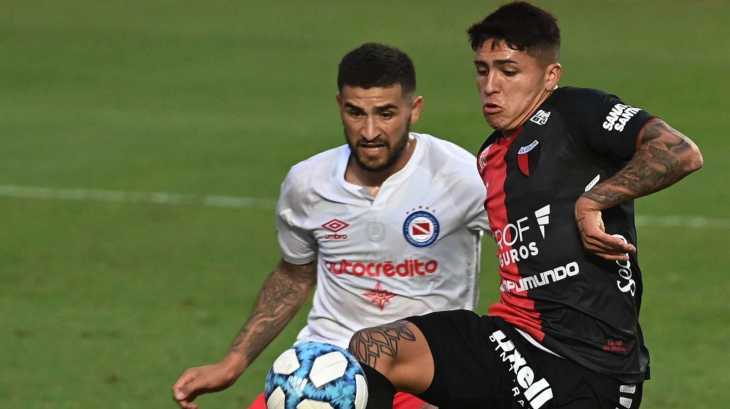 Boca insiste por Facundo Farías: se esperan reuniones entre Juan Román Riquelme y Colón