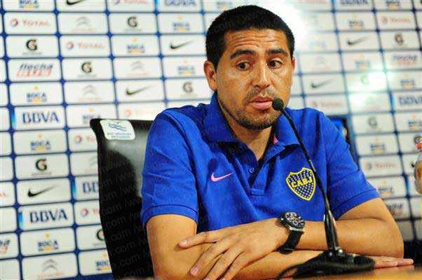 Boca le pasó la pelota a Riquelme