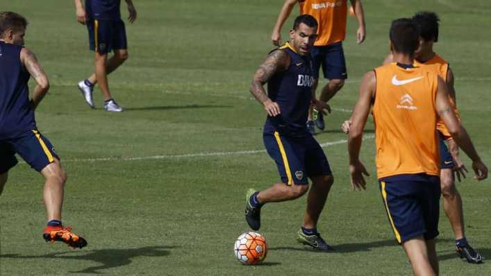 Boca va a la altura de La Paz con Tevez de titular