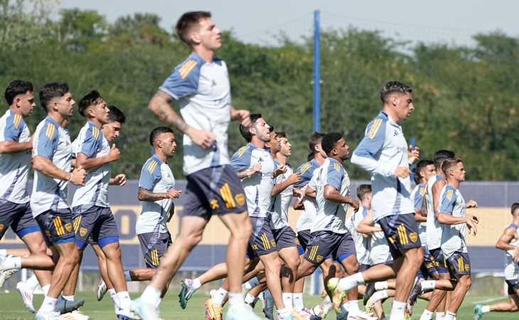 Boca volvió al trabajo tras el fallecimiento de Russo: Cavani y Velasco entrenaron diferenciados