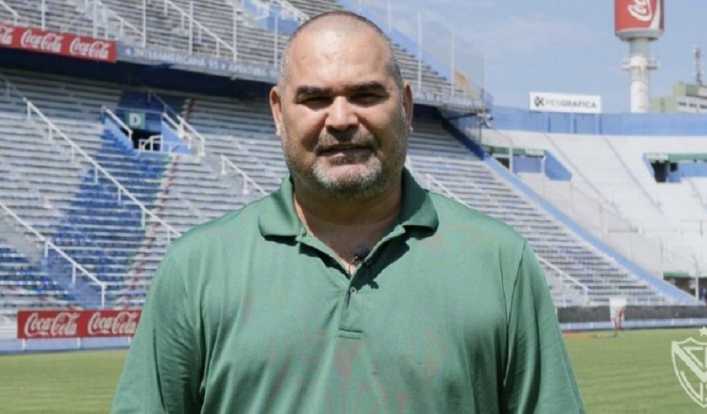 ¡Bombazo! De la nada, Chilavert metió a Tevez en medio de un escándalo