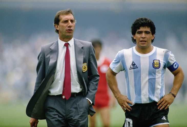 Carlos Bilardo, exentrenador de Argentina aún pregunta por Diego Maradona
