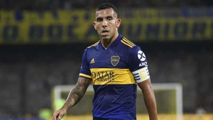 Carlos Tevez apareció en Twitter para desmentir un repudiable rumor
