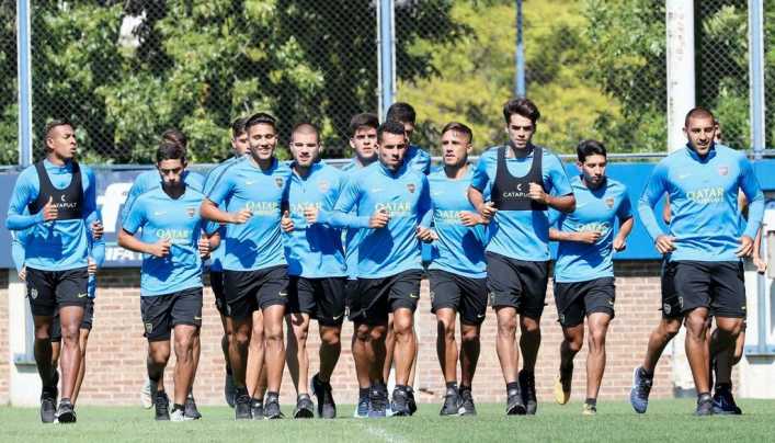 Carlos Tevez volverá a ser titular