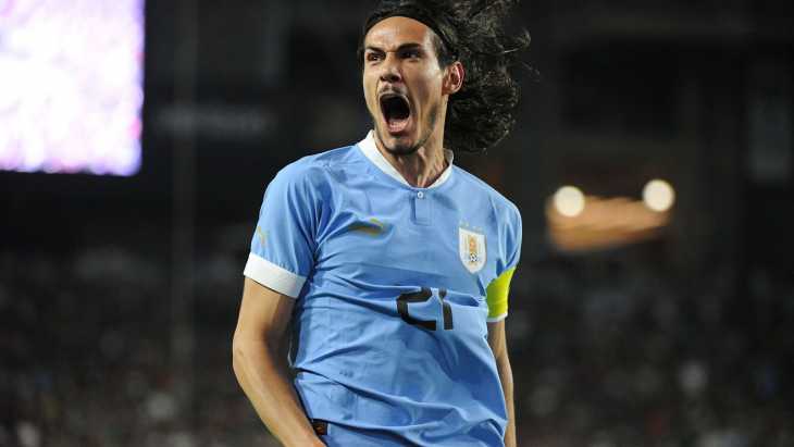 Cavani le dice que no a Riquelme y elige un equipo chico de España