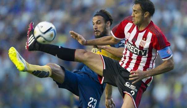 “Come pasto, burro”: Delantero de Boca Juniors insultó a zaguero de Estudiantes durante partido