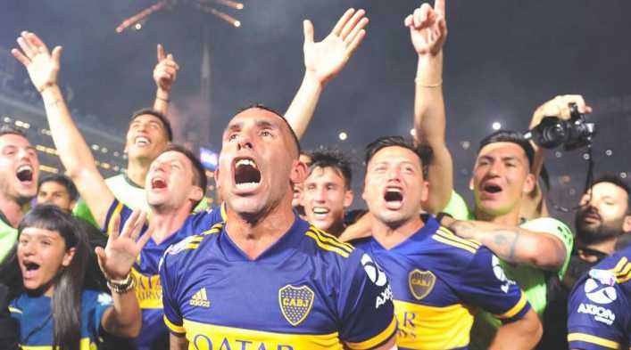 ¿Como definirá Boca el futuro de Carlos Tevez y Mauro Zárate?