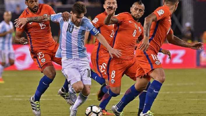 ¿Cómo le fue a Messi contra Chile?