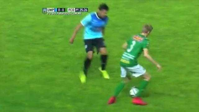 VIDEO: Como el caño de Riquelme a Yepes, pero en la B Nacional