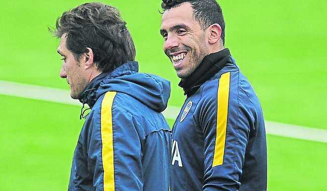 Con Tevez al mando