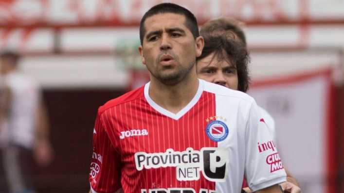 Concentrate en el partido, nene