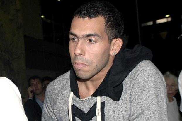 La conmovedora historia de Tevez y la mujer policía herida por delincuentes