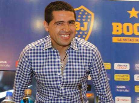 Riquelme continuará en Boca Juniors