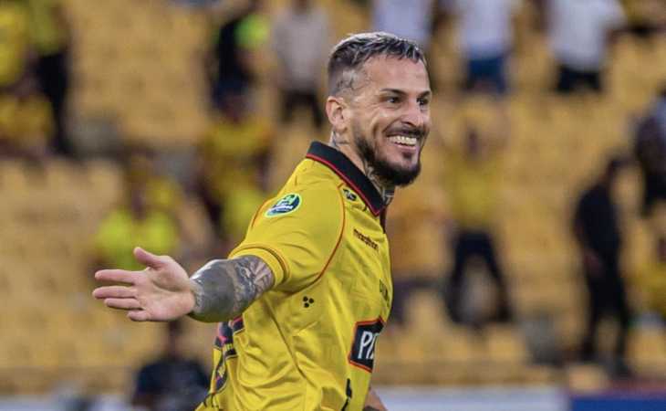 Darío Benedetto rompió la sequía: su último gol oficial había sido en Boca