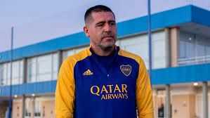 Edul dio nombre y apellido del jugador que tiene que ir a buscar Riquelme