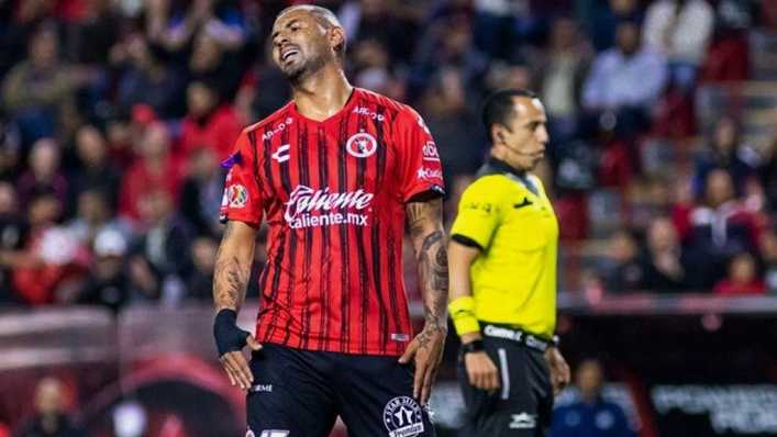 Edwin Cardona insiste en llegar a Boca Juniors Edwin Cardona insiste en llegar a Boca Juniors