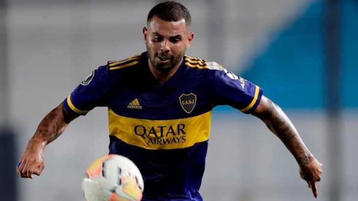 Edwin Cardona ve una luz para seguir en Boca y tiene una oferta sobre la mesa